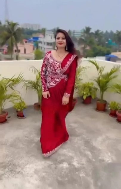 Women's Embroidery Georgette Red Color Saree With Unstitch Blouse