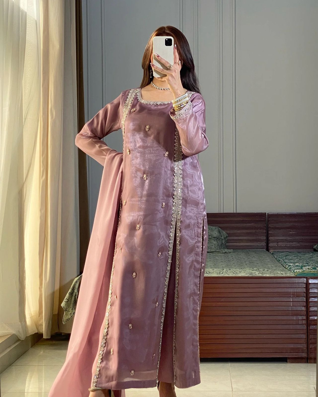 Women's Jimmy Choo Embroidery Lavendar Color Kurta Pallazo With Dupatta